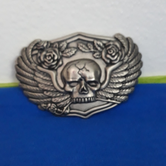 NEW VINTAGE WESTERN FLOWERS SKULL BEIT BUCKLET - Picture 5 of 6